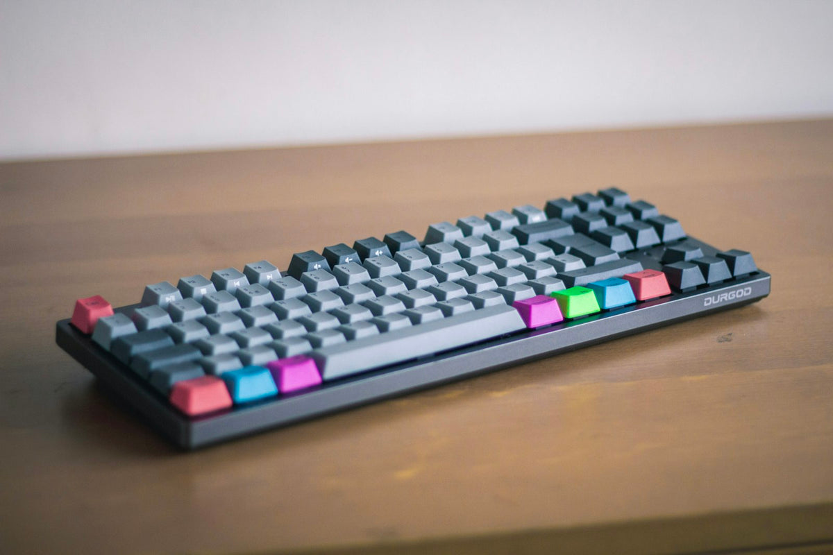 Keyboard surface cleaned with DustGrab cleaning gel